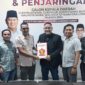 Tokoh Pers, Ketua JMSI, Teguh Santosa saat mendaftar sebagai kandidat gubernur Sumut di Partai Gerindra. (foto: JMSI)
