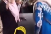 Tangkapan layar ketua DPRD Garut dan para guru honorer. (foto: tangkapan layar video akun Medsos X @bacottetangga_)