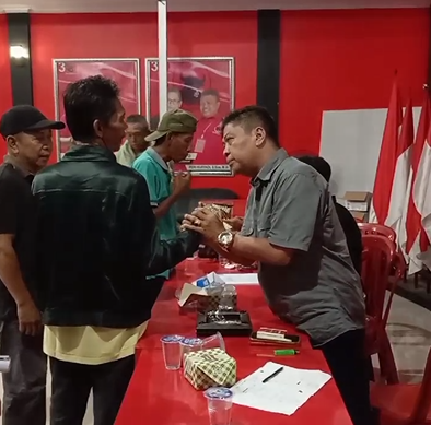 Dukungan masyarakat pada pasangan Sri Budiman-Septi Periyadi semakin deras