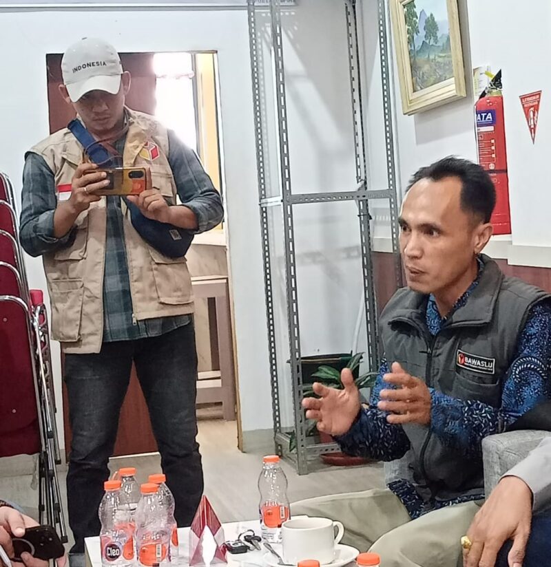 Kordiv PPPS Bawaslu Benteng, Roni Marzuki