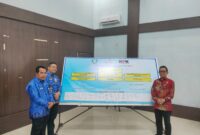 Bupati memimpin penandatangan pakta integritas sebagai bentuk dukungan Pemda Kepahiang anti korupsi.