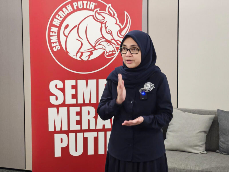 Nyiayu Chairunnikma, Head of Marketing PT Cemindo Gemilang Tbk