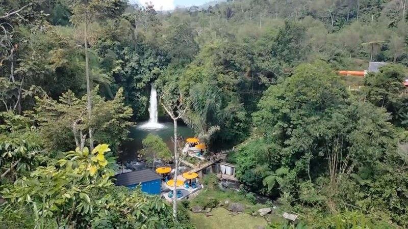 Salah satu objek wisata air terjun di Kepahiang