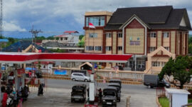 Gedung perpustakaan umum daerah berdiri megah dan siap memberikan layanan terbaik bagi masyarakat.