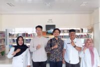 Petugas dari Perpusnas berfoto bersama di Perpustakaan Kepahiang, saat Kunjungan Perpusnas ke Perpustakaan Kepahiang,