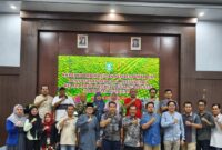 Peserta RAD KSB berfoto bersama usai pembukaan.