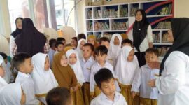 Siswa TK saat berkunjung ke Perpusda Kepahiang.
