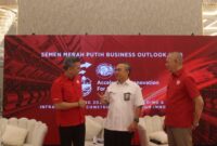 Outlook 2025 Semen Merah Putih: Inovasi Keberlanjutan Jadi Kunci Transformasi Konstruksi dan Infrastruktur Masa Depan
