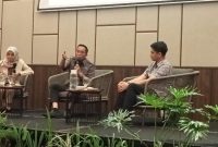 Dirut Trust Sekuritas menjawab pertanyaan pertanyaan peserta