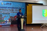 Bupati Kuansing menyampaikan sambutan saat pembukaan Musda II JMSI Riau. (foto: JMSI Riau)