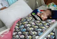 Kondisi bayi pasangan Sarnadi dan Satini saat dirawat di RS. (foto: dok/Satini)