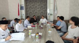Ketua DPRD saat mengikuti audiensi antara Pemkab Kepahiang dan PT TUM terkait lahan eks HGU 001 pada Rabu (09/07/2025) lalu.
