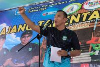 Bupati memberikan semangat pada para peserta saat pembukaan acara.(Defi Parisa/warta aspirasi)
