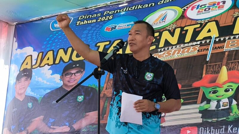 Bupati memberikan semangat pada para peserta saat pembukaan acara.(Defi Parisa/warta aspirasi)