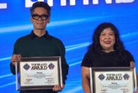Penghargaan Top Brand Award 2026 2 kategori diatas panggung