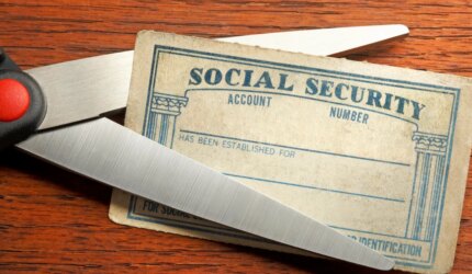 Kenaikan pajak Jaminan Sosial akan "tidak mungkin secara finansial" bagi banyak orang, kata pakar