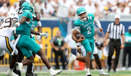 Peluang Liberty vs. Coastal Carolina, prediksi: Pilihan sepak bola perguruan tinggi minggu ke-4 untuk hari Kamis