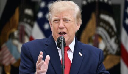 Trump: 'Jika Ken Paxton kalah' di Senat Texas, salahkan Cornyn, Karl Rove